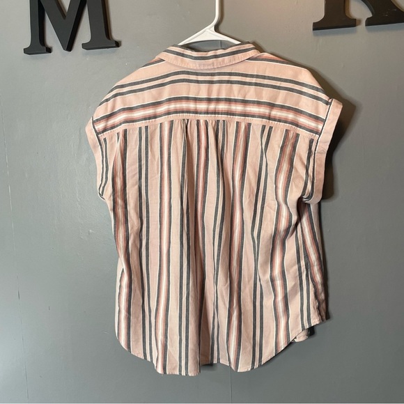 Eddie Bauer oversized Striped Short Sleeve Button-Up Shirt in Pink size medium - Picture 6 of 10